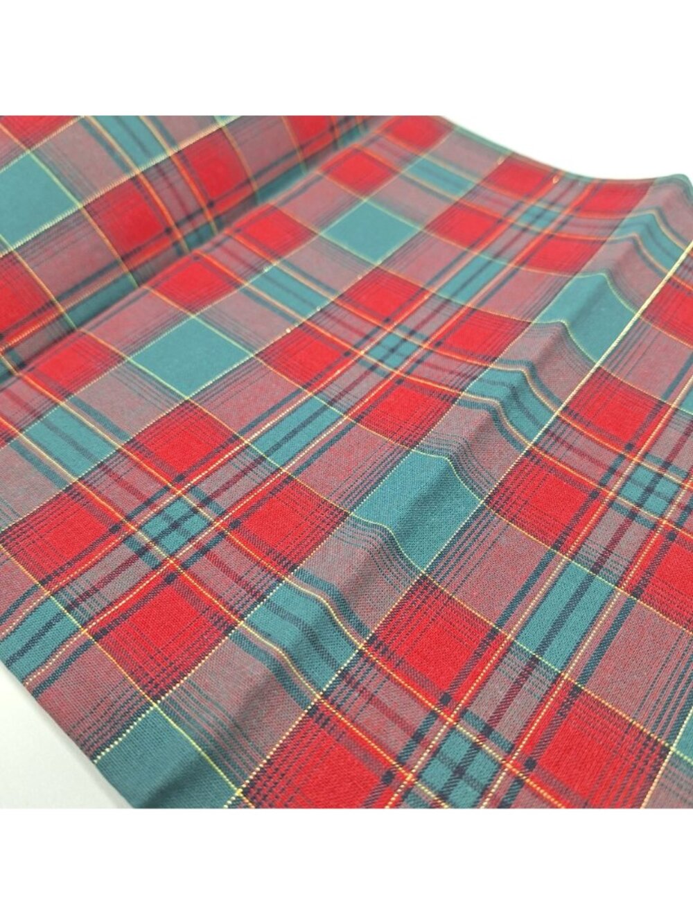 Longaberger Evergreen Plaid 4 Napkins 36" Square Tablecloth Set Open Package - Picture 16 of 16